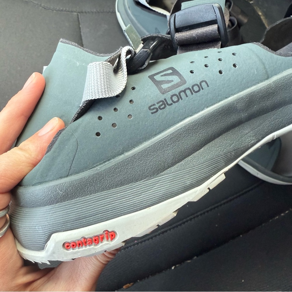 Salomon men’s Blue and Gray Sandals size 12 - Picture 5 of 5